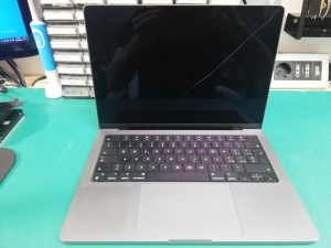 Sostituzione Schermo MacBook Pro 14&Prime; &ndash; Display M1 Modello A2442